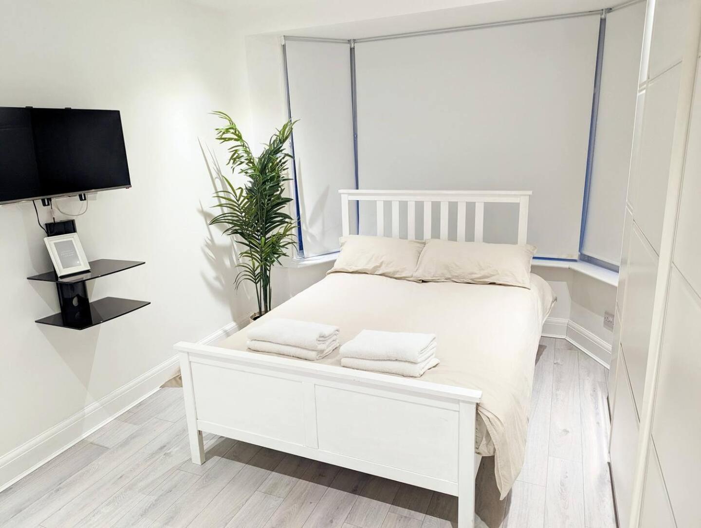 Quality Apartments Close To Tube เฮนดอน ภายนอก รูปภาพ