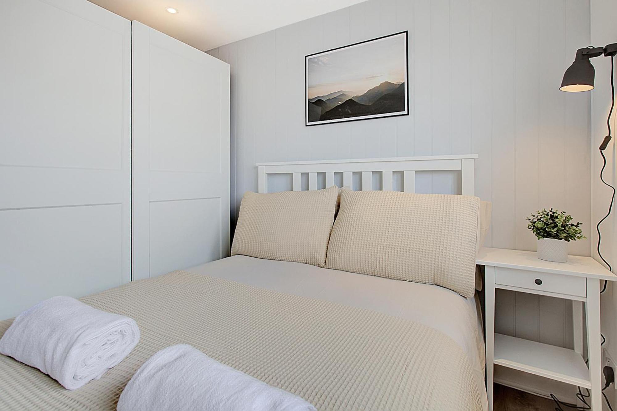 Quality Apartments Close To Tube เฮนดอน ภายนอก รูปภาพ